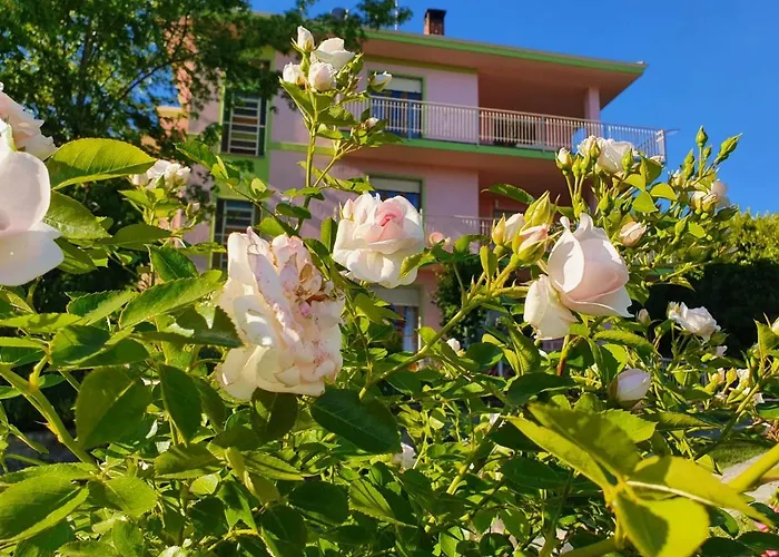 Fiori F - Monolocale Apartman *